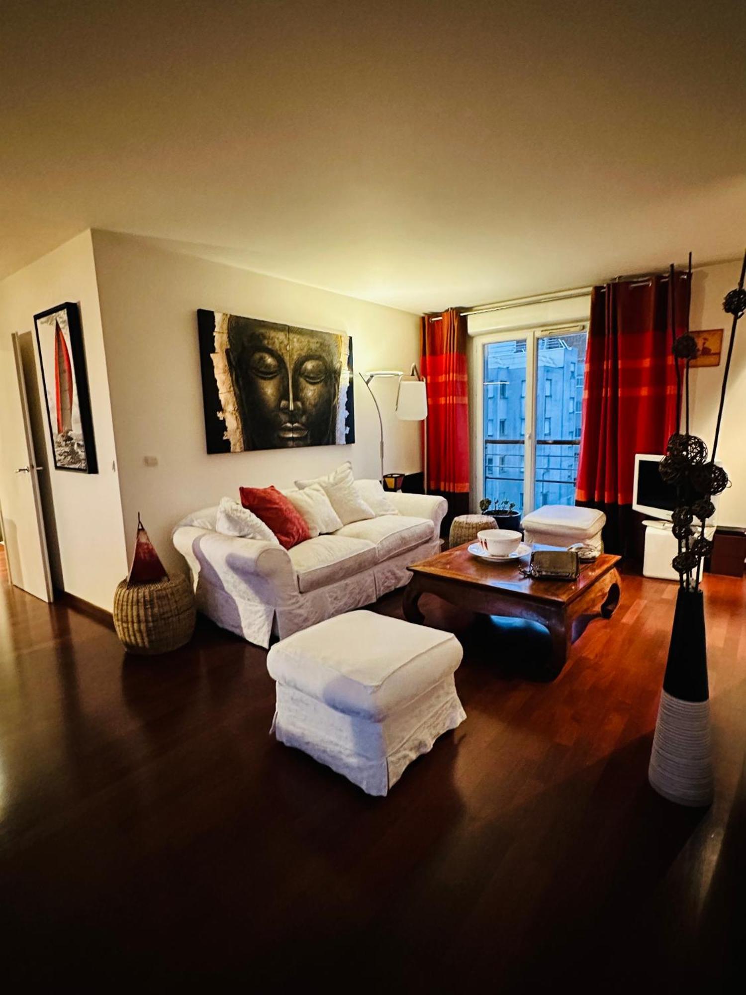 Air Conditioned 78 M2, Terrace 50m2 * Paris